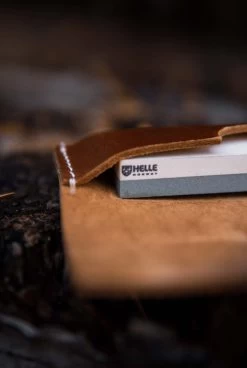 Helle Sharpening Stone S With Leather Holster -EventyrSøgerUdstyr 92600065 3