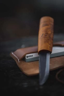 Helle Sharpening Stone S With Leather Holster -EventyrSøgerUdstyr 92600065 5